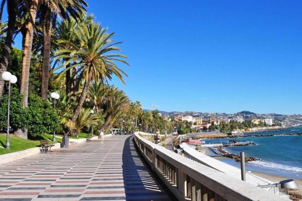 Studio Loft In The Center Sanremo For 3 People Extérieur photo